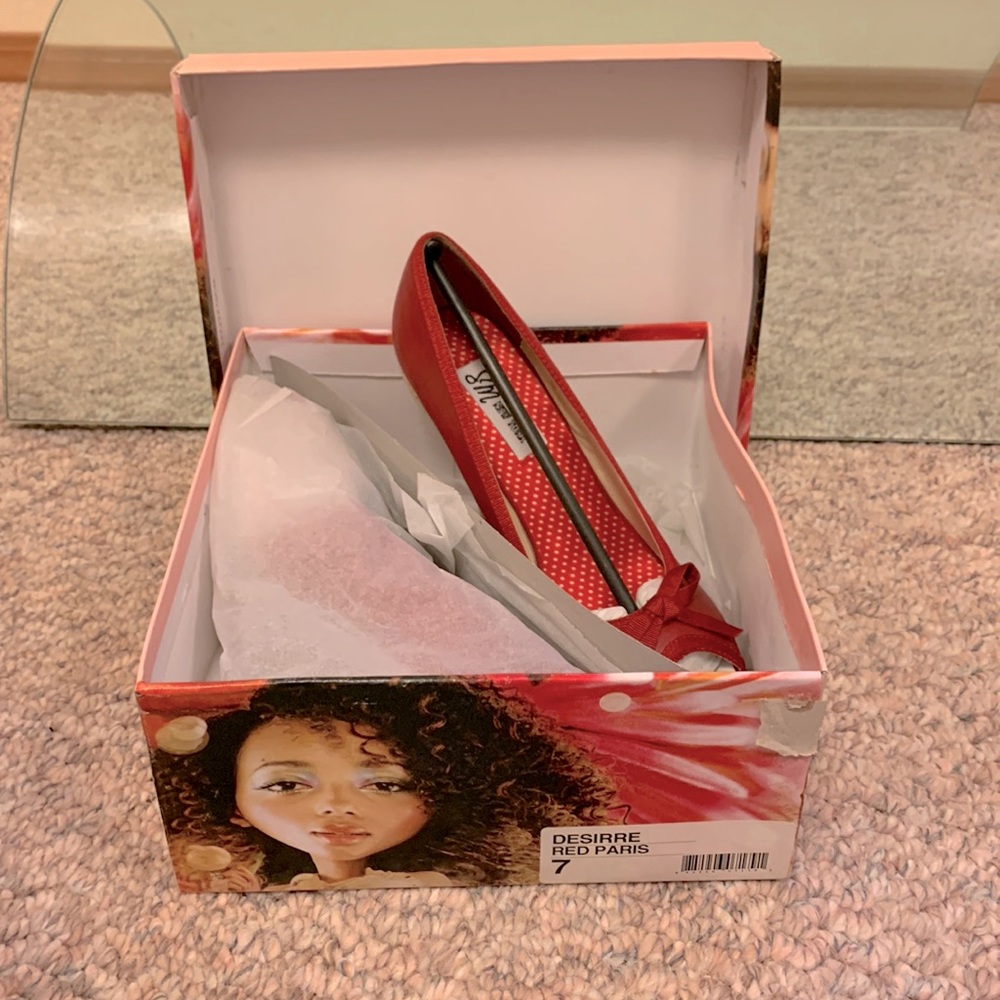 Vintage, red leather pumps from SM New York, size 7